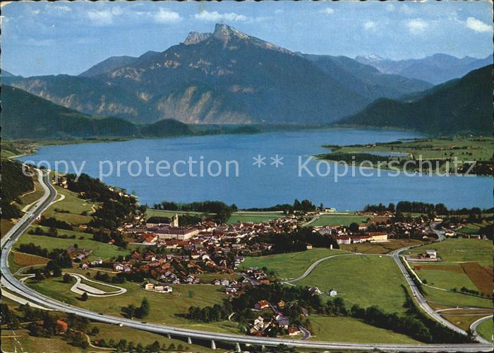 Mondsee Salzkammergut mit Schafberg