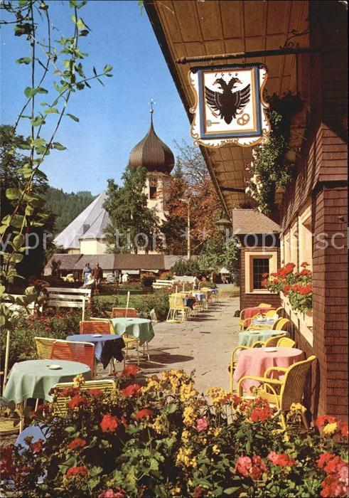 Hinterzarten Breisgau-Hochschwarzwald BW Hotel Adler mit Pfarrkirche