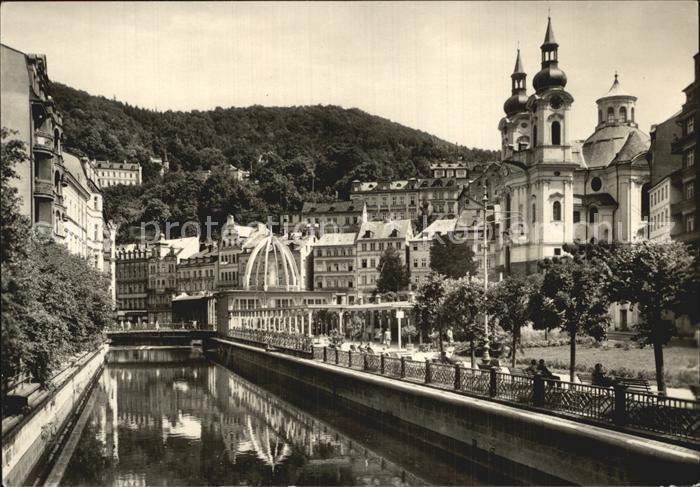 Karlovy Vary Tepla Fluss mit Sprudel