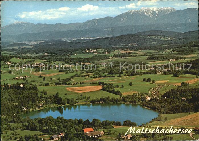 Maltschachersee Feriendorf mit Hochobir Karawanken Fliegeraufnahme