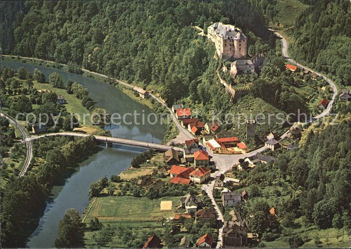 Cesky Sternberk Hrad Burg an der Sazava Fliegeraufnahme