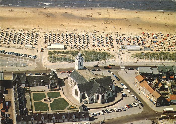 Katwijk Oude of St Andreaskerk en St Andreashof luchtopname