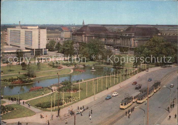 LEIPZIG Sachsen Hauptbahnhof Hotel Stadt Leipzig Teich Strassenbahn Messestadt