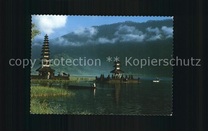 Bali Indonesien Morning by the Lake of Bedugul