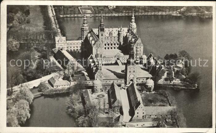 Frederiksborg Slot set fra Luften