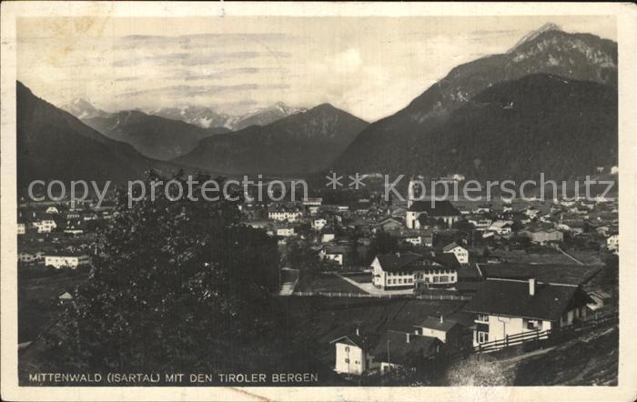Mittenwald Karwendel Tirol mit Tiroler Bergen