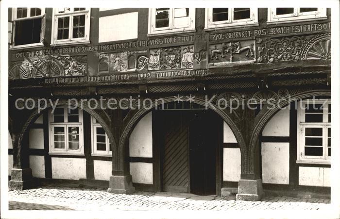 Schwalenberg Gebaeude mit Holzschnitzerei