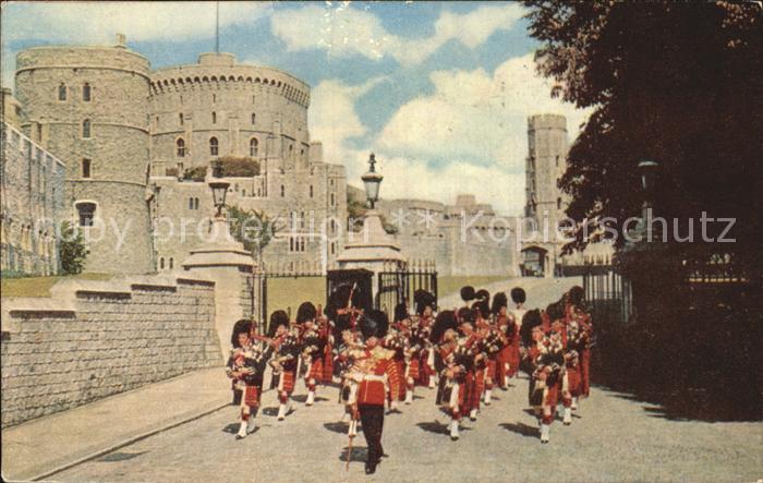 Leibgarde Wache Scots Guards Band Castle Hill Windsor C