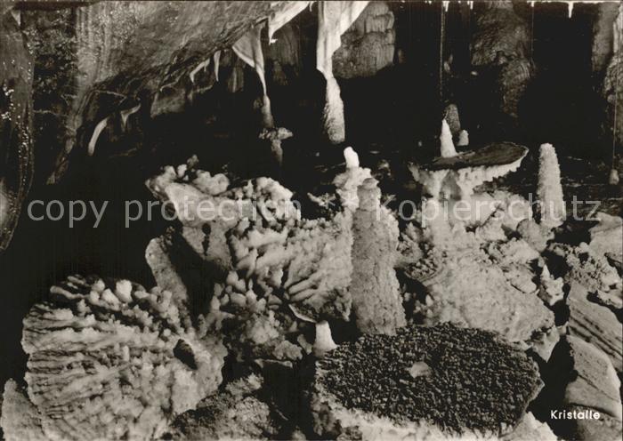 Hoehlen Caves Grottes Tropfsteinhöhle Attendorn Kristalle