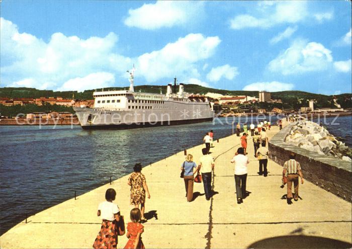 Faehre Ferry Bac Traghetto-- Eisenbahnfaehrschiff Ruegen Sassnitz