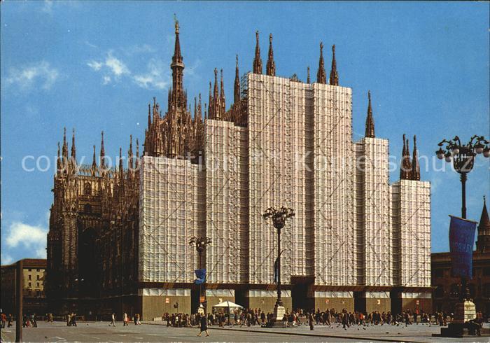 Milano Il Dumo operazioni di restauro