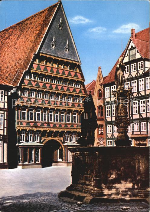 HILDESHEIM  CITY Knochenhauer Amtshaus Marktplatz Brunnen
