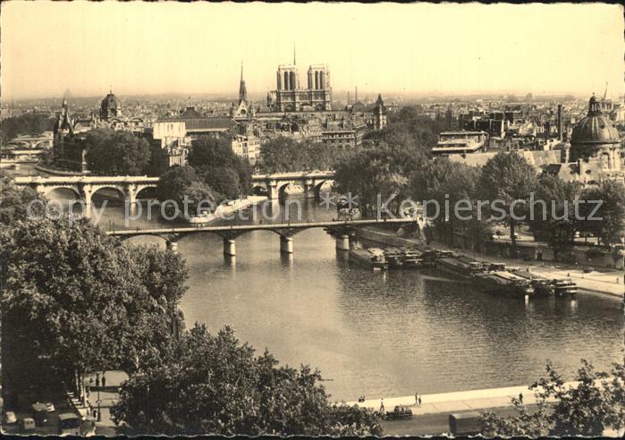 Paris Vue Panoramique sur la Seine