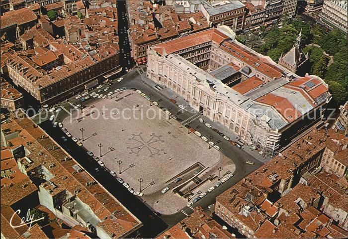 Toulouse Haute-Garonne Fliegeraufnahme La Place du Capitole