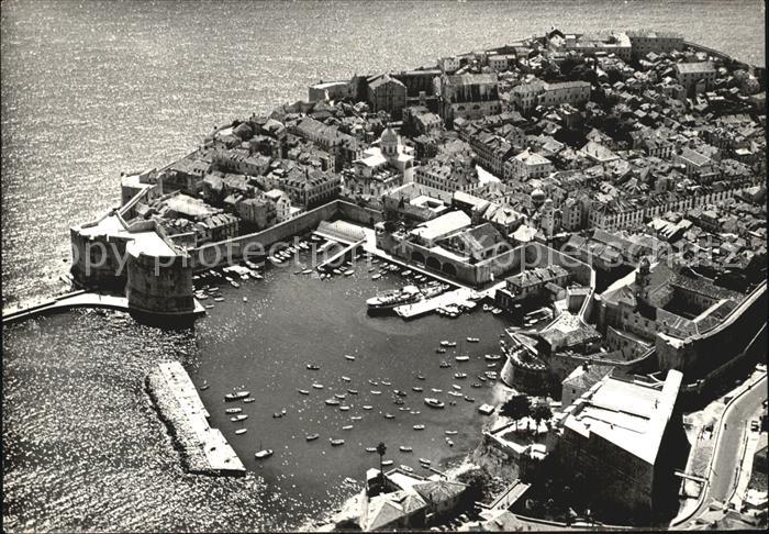 Dubrovnik Ragusa Fliegeraufnahme Hafen Altstadt