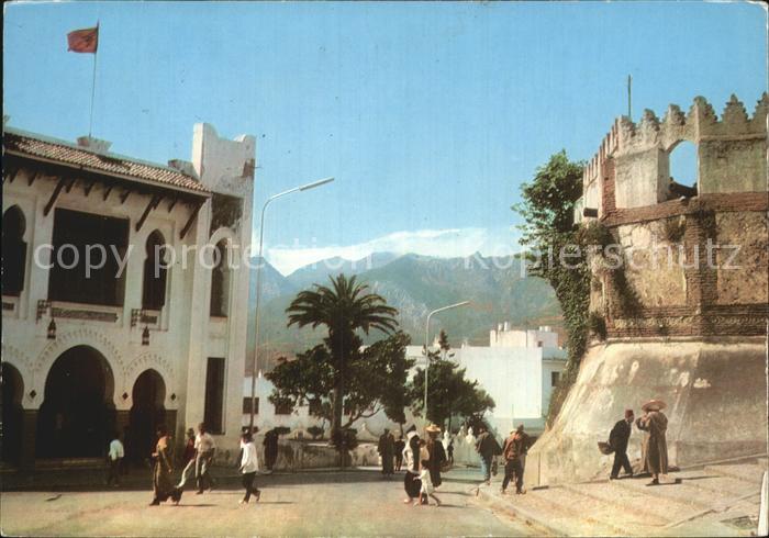 Tetuan Escuela y Puerta Reina