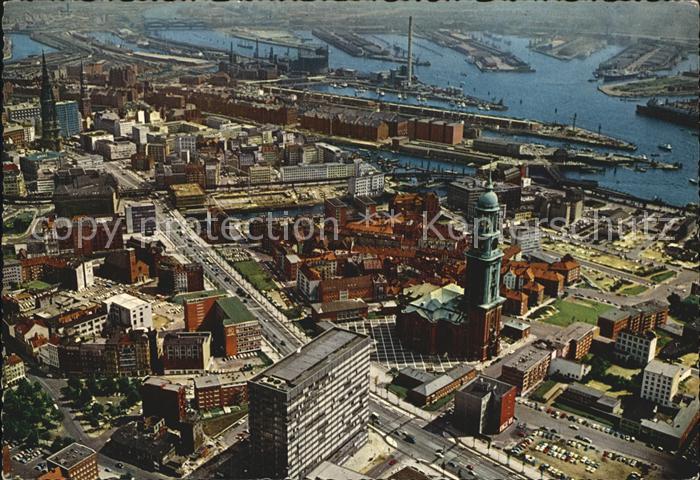 HAMBURG  CITY Fliegeraufnahme Michel Hafen