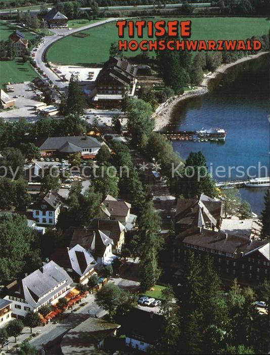 Titisee-Neustadt Fliegeraufnahme mit Seepartie