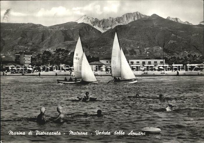 Motrone Veduta delle Apuane Spiaggia Strand Segeln Berge