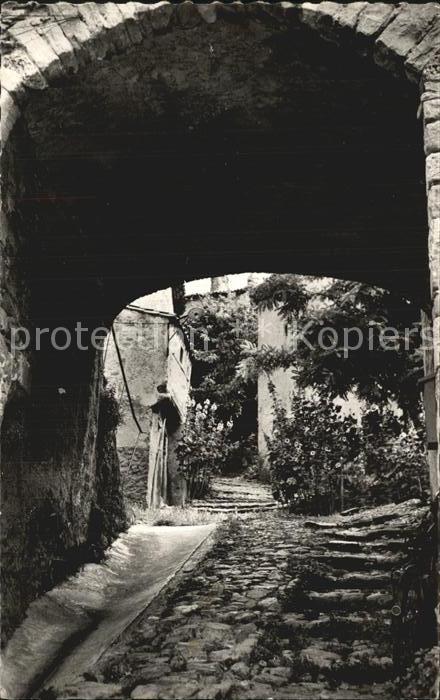 Begude-de-Mazenc La La Portique