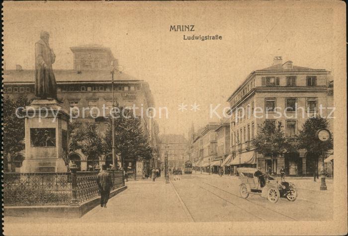 Mainz Rhein Ludwigstrasse Denkmal Statue Automobil
