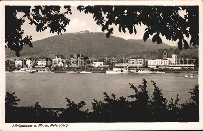 Koenigswinter Uferpartie am Rhein mit Blick zum Petersberg Kurhotel