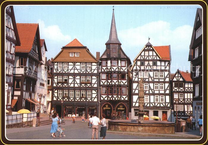 Fritzlar Rolandbrunnen Marktplatz Fachwerkhaeuser Domstadt