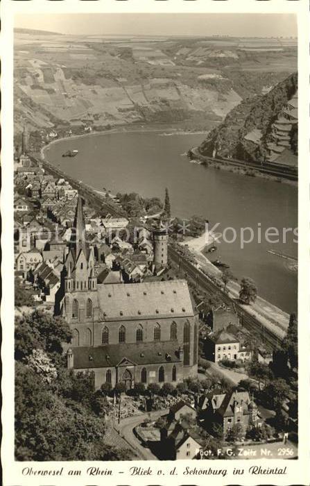 Oberwesel Rhein Blick von der Schoenburg