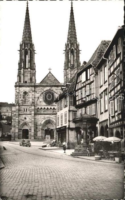 Obernai Bas Rhin Eglise et Puits des 6 seaux