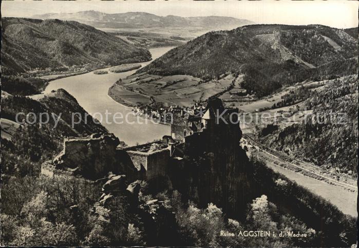 Aggsbach-Dorf Fliegeraufnahme Ruine Aggstein