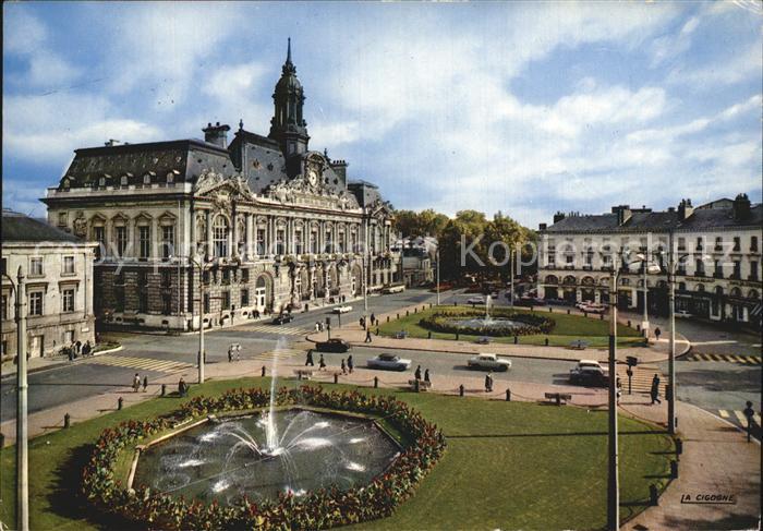 Tours Indre-et-Loire Place Jean Jaures et Hotel de Ville