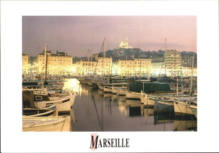 Marseille Bouches-du-Rhone Hafen Nachtaufnahme