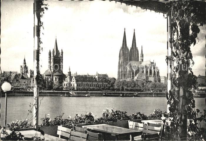 Koeln Rhein Blick von der Sonnenterrasse Dom