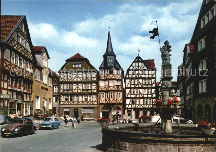 Fritzlar Marktplatz mit Rolandsbrunnen
