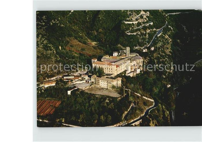 Subiaco Italien San Scolastica Fliegeraufnahme