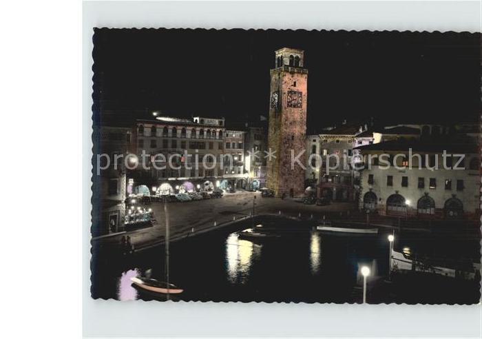 Riva del Garda Partie am Hafen