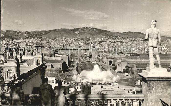 Barcelona Cataluna Surtidores de Montjuich y vista panoramica