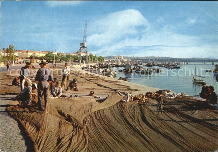 Portimao Pescadores remendando as redes Fischer Hafen