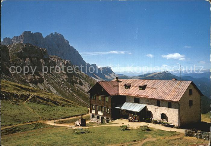 Villnoess Rifugio Genova Schlueterhuette am Kreuzkofeljoch