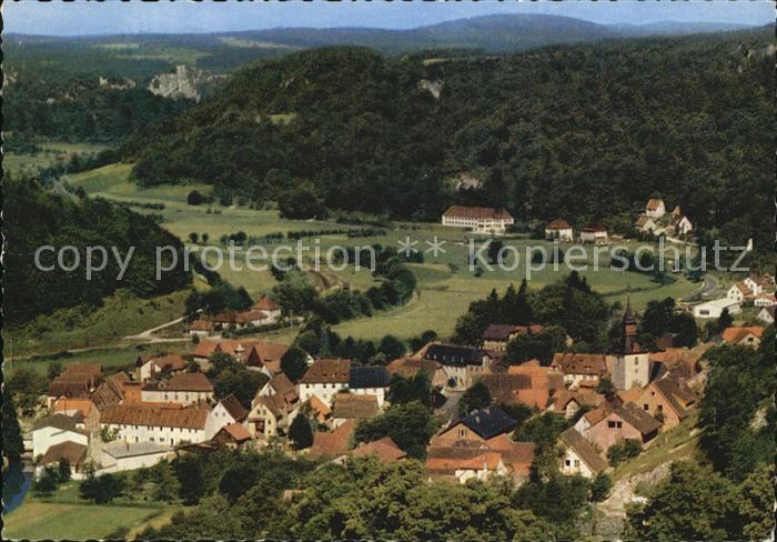 Muggendorf Fraenkische Schweiz mit BRK Kurheim und Ruine Neideck