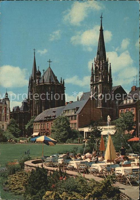 Aachen Elisenbrunnen mit Dom