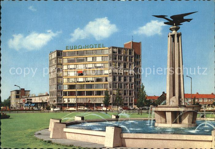 Leeuwarden Euro Hotel mit Brunnen