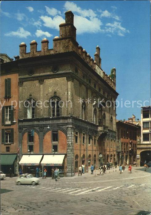 Bologna Palazzo Strazzaroli