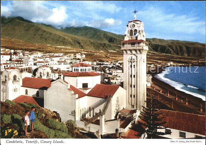Candelaria Ortsansicht mit Kirche Kueste
