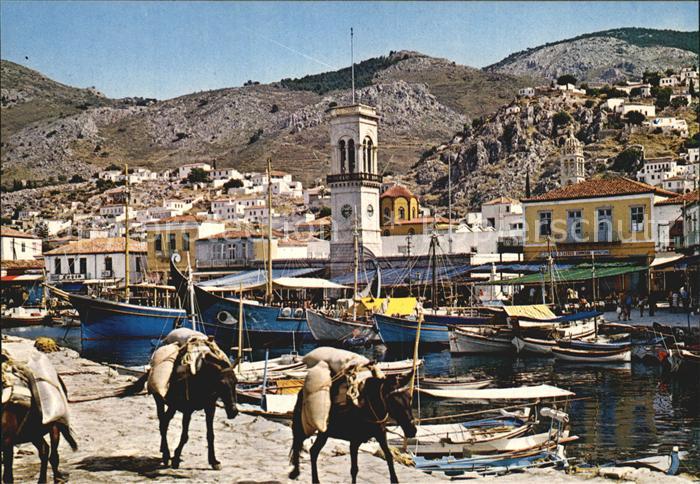Hydra Greece Partie am Hafen Esel Lasttiere Fischkutter Kirche