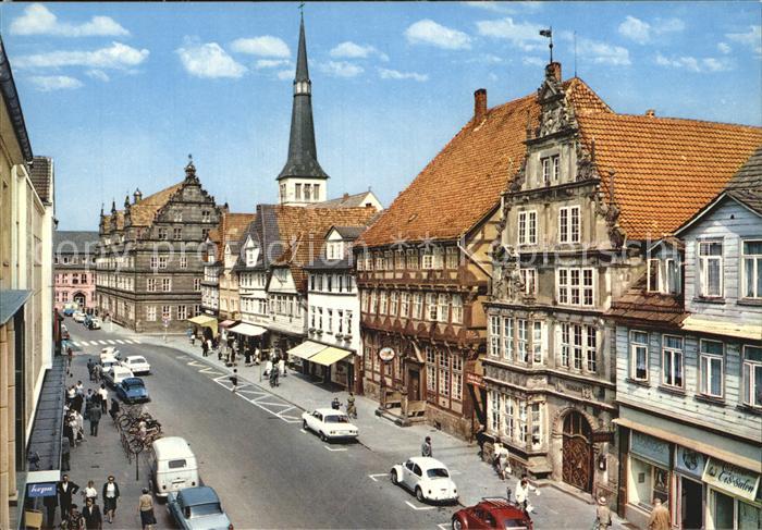 Hameln Weser Osterstrasse mit Museum und Hochzeitshaus Altstadt
