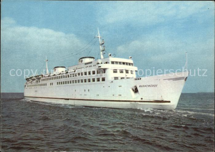 Faehre Ferry Bac Traghetto-- Warnemuende