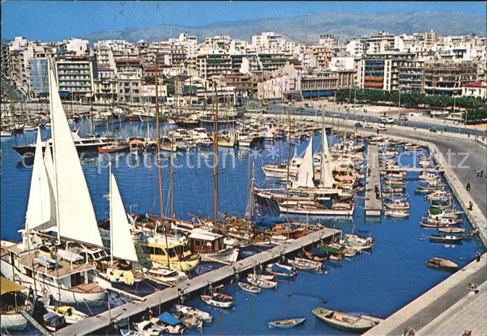 Piraeus Hafenpartie Segelschiffe