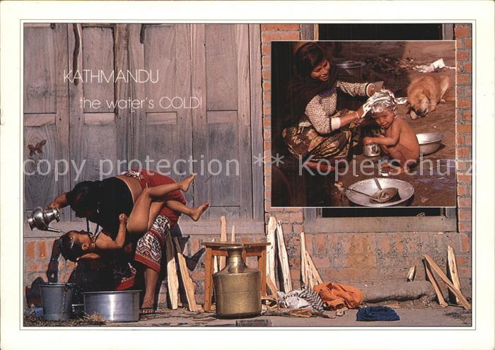 Kathmandu The water is cold Nepal pittoresque