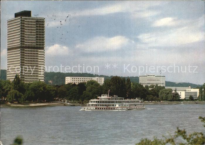 Bonn Rhein Parlamentsgebaeude Rheinufer